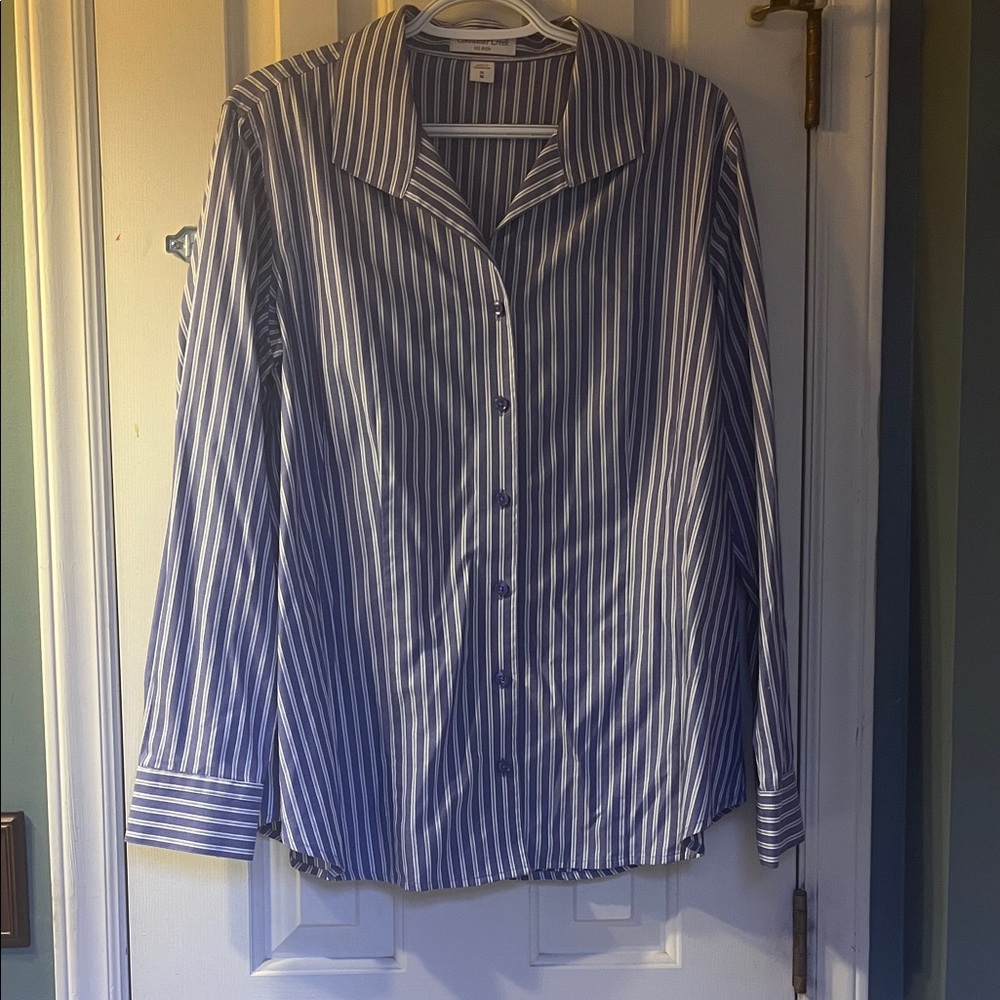 Coldwater Creek No Iron Blue/Purple Striped 1X Size 18 Button Down Shirt